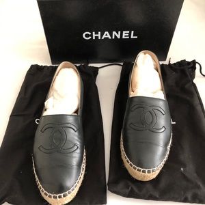 GUC Chanel espadrilles in black lambskin leather